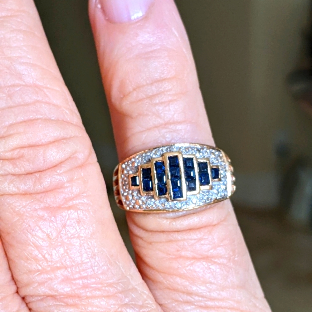 14K 💛 GOLD SAPPHIRE 💎💍 AND DIAMONDS DOME RING